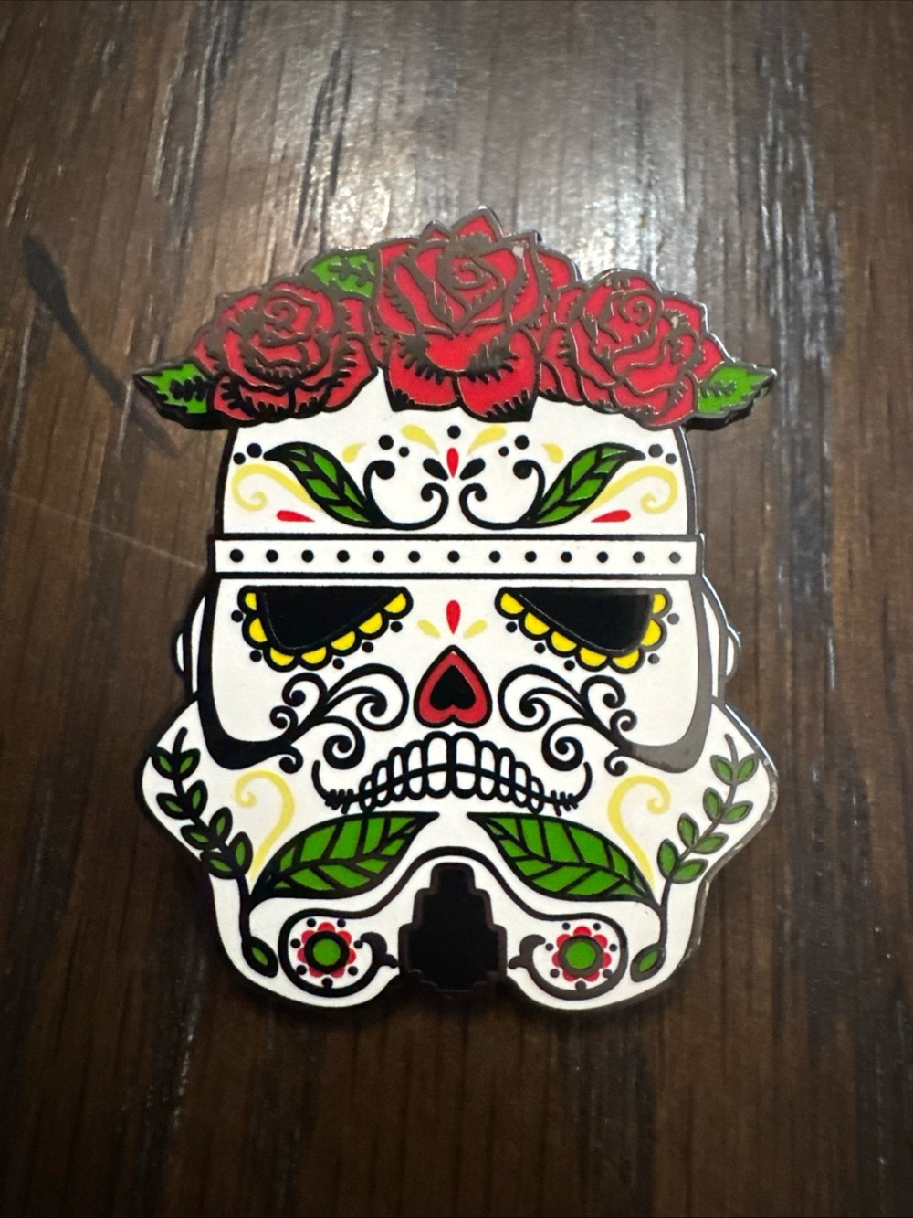 Sugar Skull Roses Star Wars Stormtrooper Helmet Day of the Dead Disney Pin